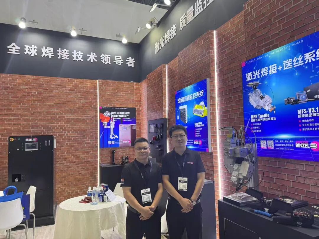 1765354432836633rA6y.jpg 640.jpg